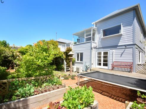 25 Erin Street, Roslyn
