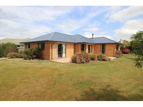 12 Craigieburn Street, Darfield