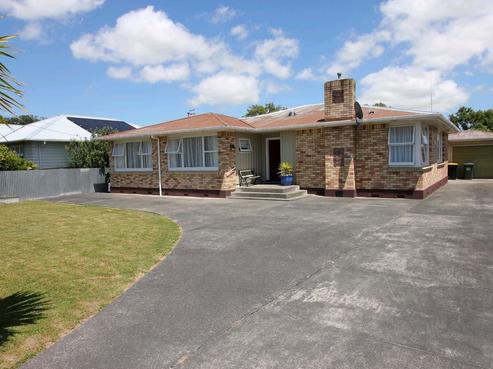 24 Grey Street, Marton
