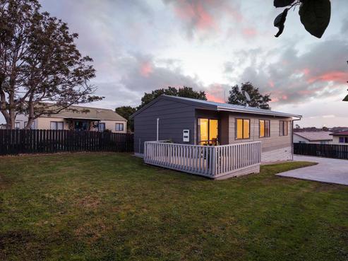 53B Maplesden Drive, Clendon Park