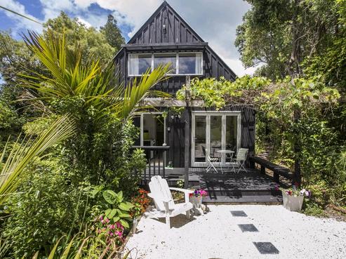 52 Clinton Road, Tawharanui Peninsula