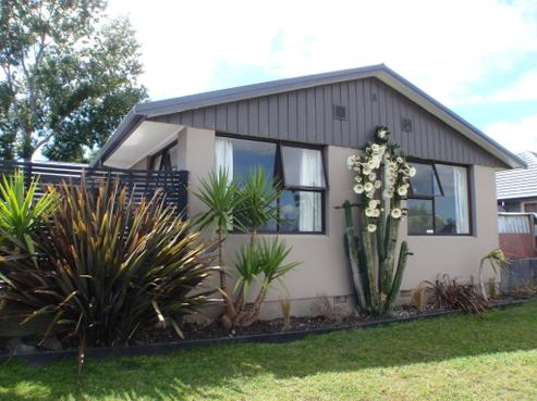 50 Damien Place, Bromley