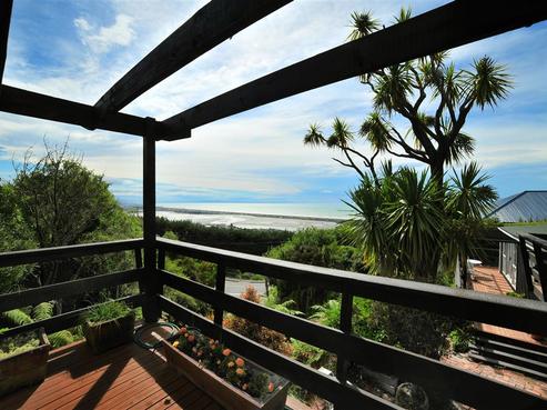 147 Moncks Spur Road, Redcliffs