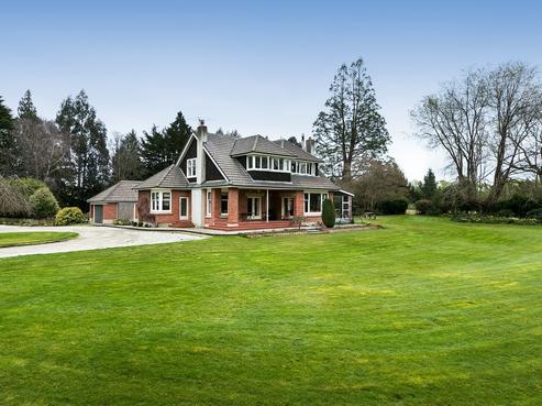 211 Macfarlane Road, Greenfield