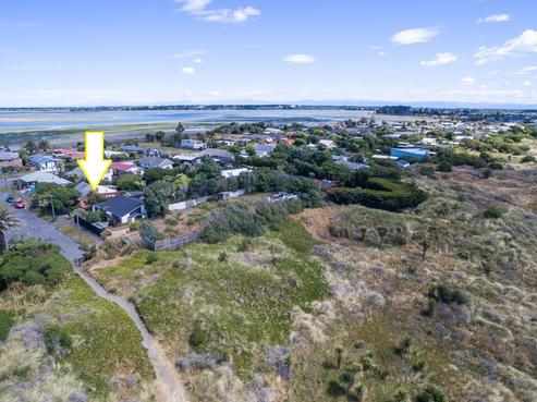 11 Penguin Street, Southshore