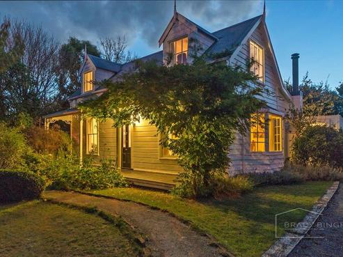 24 Main Street, Greytown