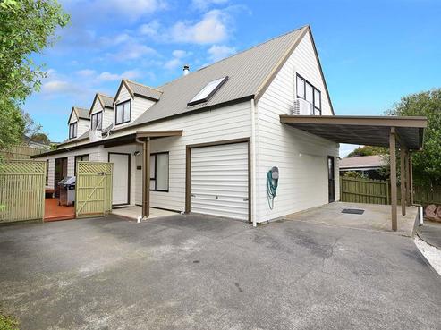 5 Thalia Place, Totara Vale