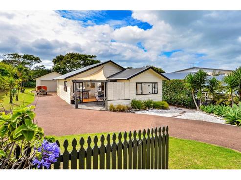 1 Blake Street, Surfdale