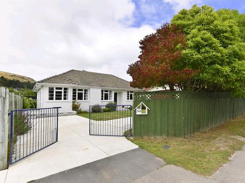 260 Centaurus Road, Hillsborough
