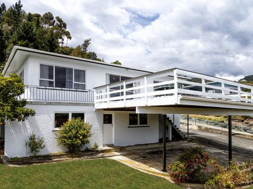 9 Rainbow Drive, Atawhai