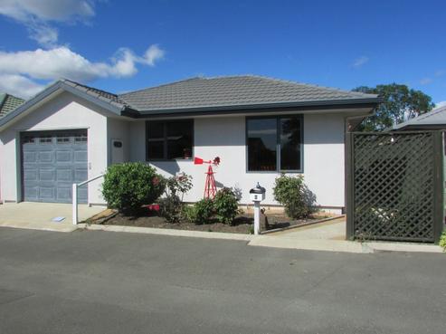 6 Ivy Crescent, Richmond