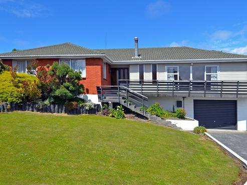 226 Larnach Road, Waverley