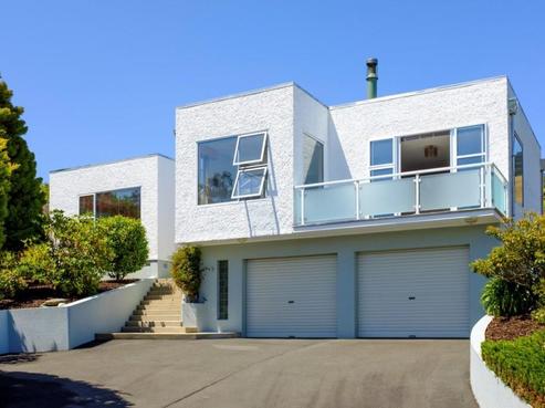 18 Marine Parade, Macandrew Bay