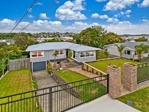 15 Raeben Avenue, Hillcrest