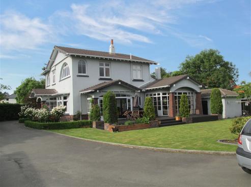 60 Herbert Street, Gladstone