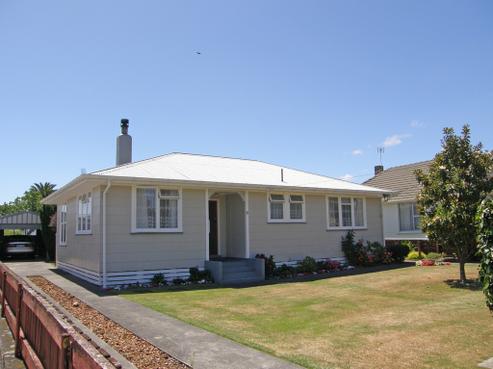 15 Surrey Street, Solway
