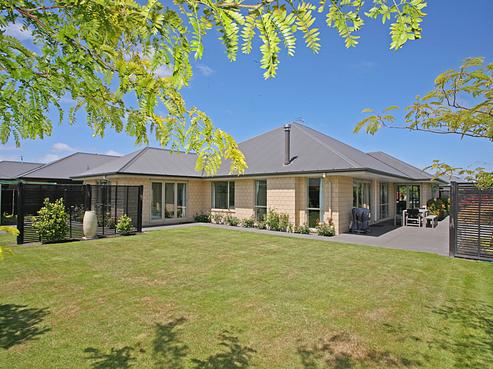 4 Felicitas Grove, Aidanfield