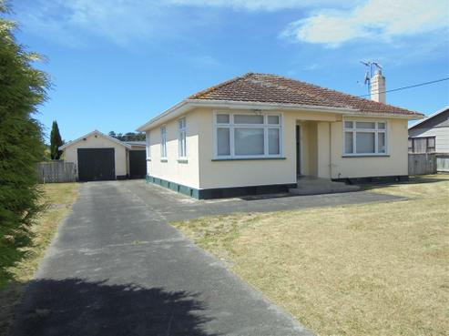 21 Robinson Street, Foxton