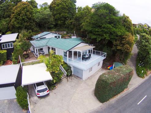 1182 Sandspit Road, Sandspit