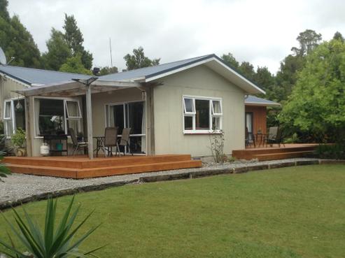 2 Punt Road, Cape Foulwind