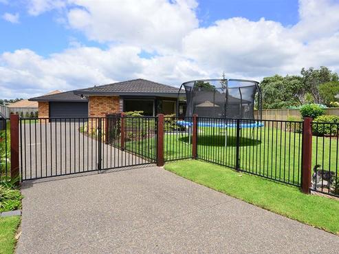 46 Settlers Grove, Orewa
