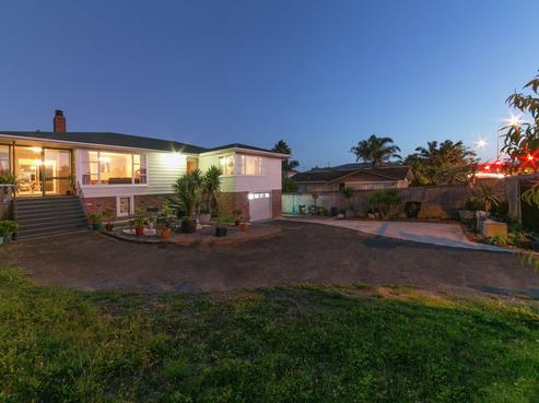 4269 Great North Road, Glendene
