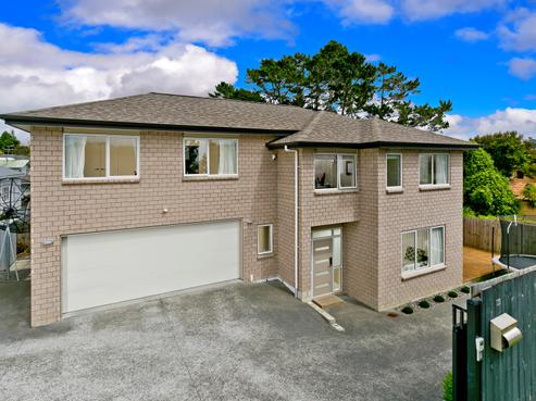 123 Hugh Green Drive, Pinehill