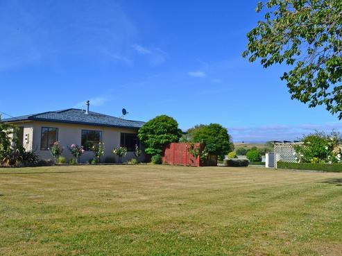 101 Waiareka Valley Road, Deborah