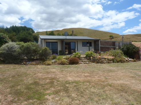 1512 Otahome Road, Otahome