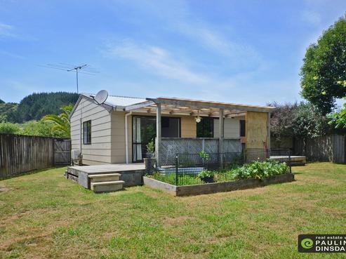 11 Charles Street, Kamo