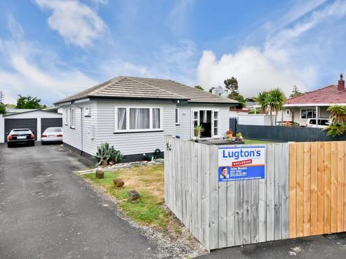 194 Clyde Street, Hamilton East