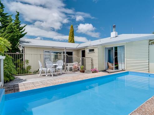 7 Harpham Street, Taradale