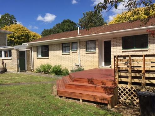12 Fairdale Avenue, Red Hill