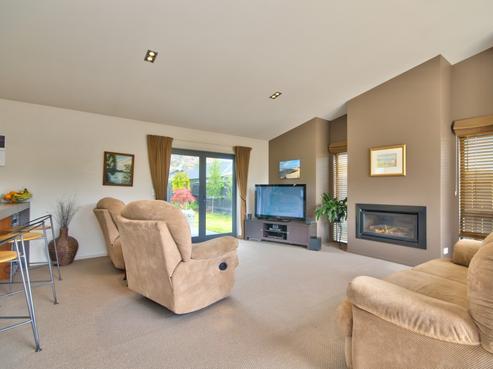 6 Orbell Drive, Lake Hayes Estate