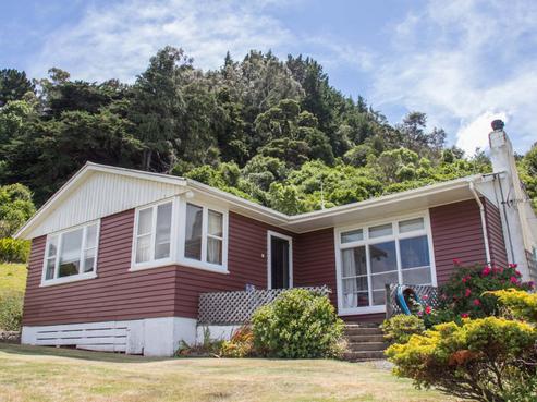 2 Revans Street, Featherston