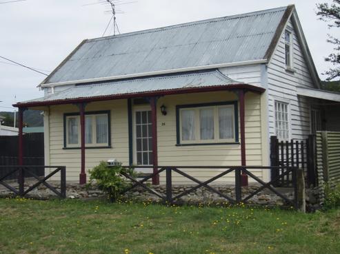 36 Daniell Street, Featherston