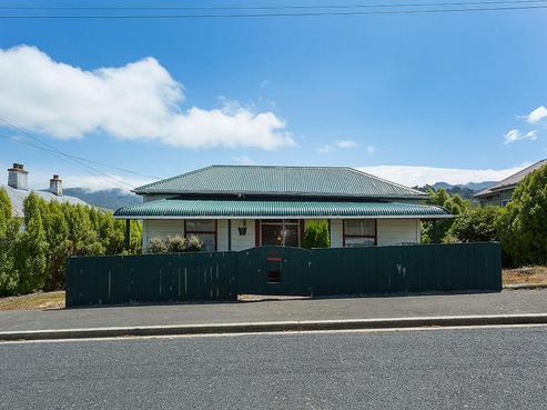12 Bellevue Place, Port Chalmers