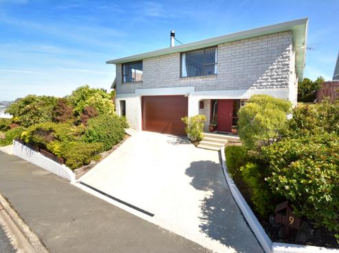 9 Moodie Street, Shiel Hill