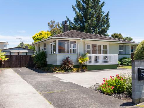 25 Whitford Road, Howick