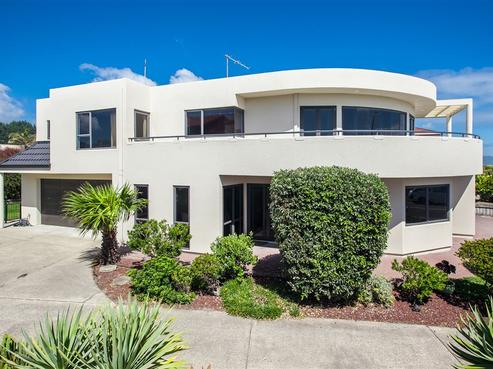 100 Ocean Road, Ohope