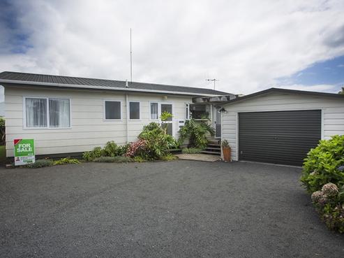 243B Port Road, Whangamata