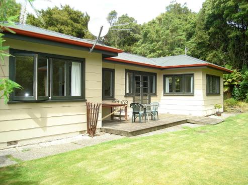 48 Awarua Road, Otatara