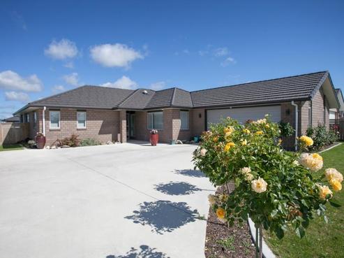 3 Peppercorn Place, Leamington
