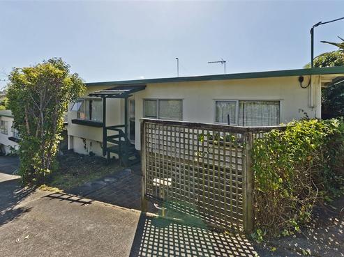 2/14A Dallinghoe Crescent, Milford