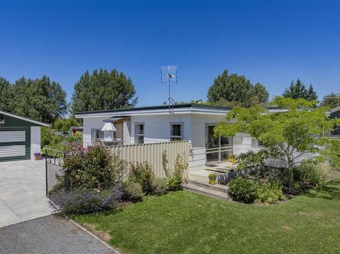 96 Main North Road, Woodend