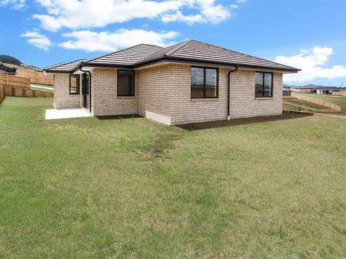 17 Parkgrove Crescent, Pokeno