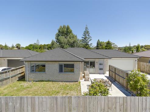 67B Sabulite Road, Kelston