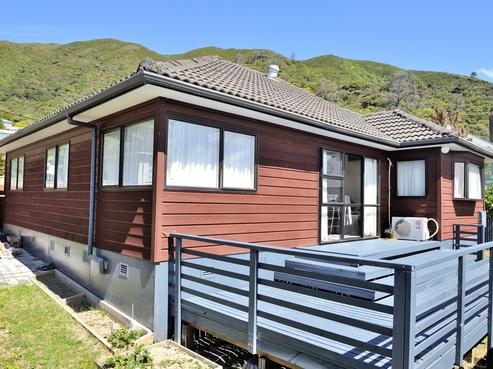 188A Whites Line East, Waiwhetu