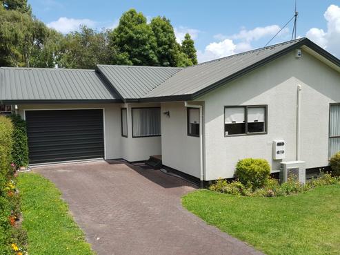 51C Iles Road, Lynmore