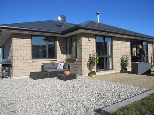 5 Elizabeth Place, Clyde